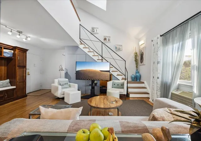 1st image of 200 Centre Ave, New Rochelle, NY 10801