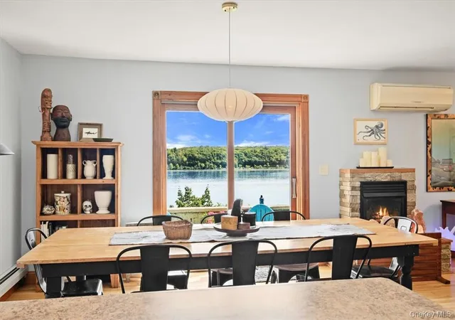 3rd image of 422-424 York St, Saugerties, NY 12453 | MLS# H6328288