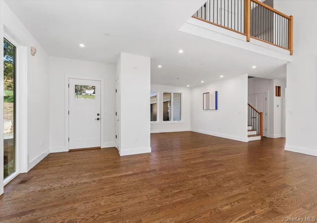 Photo 2 of Single family home for sale at 150 Sterling Rd, Harrison, NY 10528 | MLS# H6328553 | Listing updated on 2026-10-29