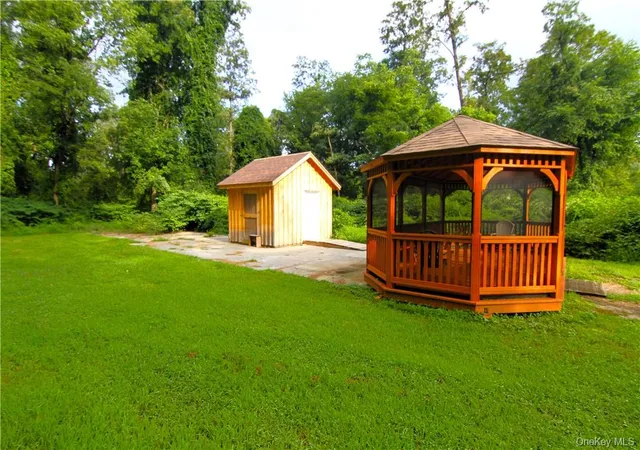 2nd image of 71 Miller Rd, Hopewell Junction, NY 12533