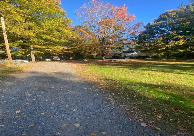 2nd image of 398 New Hempstead Rd, New City, NY 10956 | MLS# H6332484