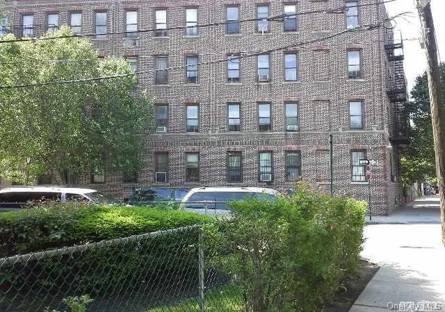 Stock Cooperative at 38-05 65 St #4K, Woodside, NY 11377 | MLS# L2675969 | | Sold on 2014-09-19