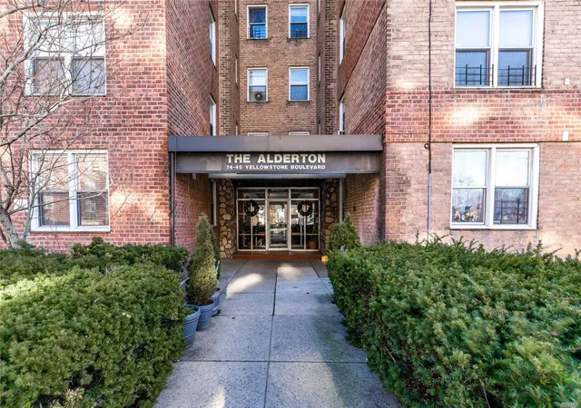 Stock Cooperative at 7445 Yellowstone Blvd #1H, Rego Park, NY 11374 | MLS# L3088529 | | Sold on 2019-05-28