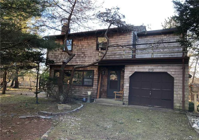 1st image of 49 Shrubland Rd, Southampton, NY 11968 | MLS# L3293021