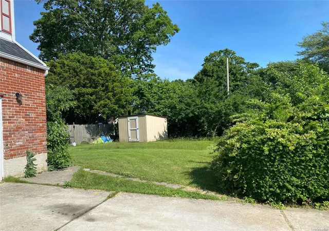 2nd image of (Undisclosed), Lindenhurst, NY 11757 | MLS# L3406263
