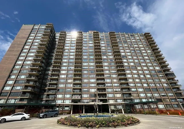1st image of 166 25 Powells Cove Blvd #4D, Whitestone, NY 11357 | MLS# L3418141