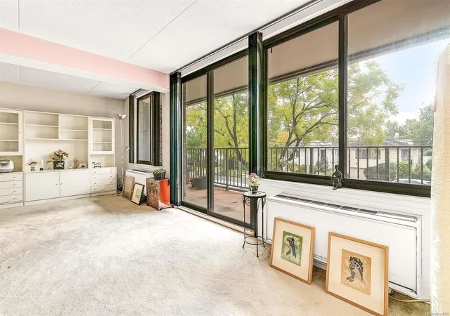 Photo 4 of Sale Pending at 20921 26Th Ave #2D, Bayside, NY 11360 | MLS# L3438195 | Listing updated on 2024-12-11