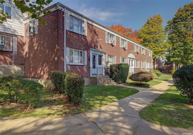 Listing Photo 3 - Condo for sale in building located at 86-43 Springfield Blvd, New York, NY 11427 - Unit #Duplex