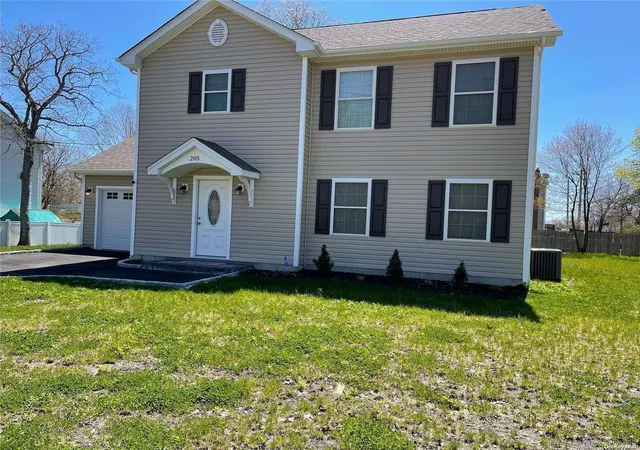 2nd image of 205 William Floyd Pk, Shirley, NY 11967 | MLS# L3445146
