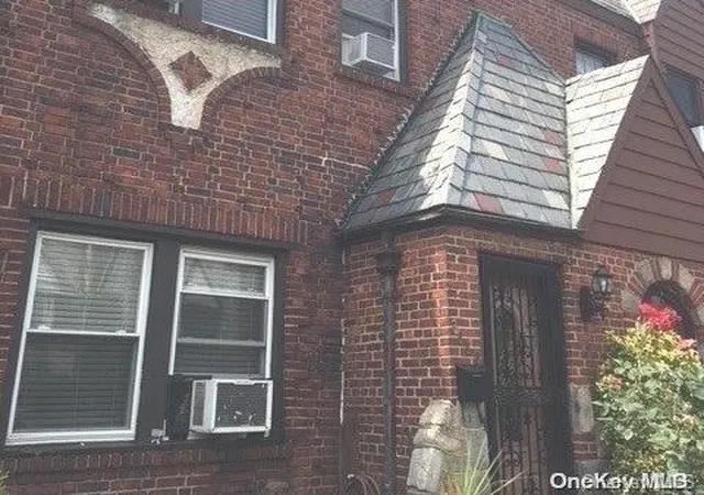 2nd image of 30 10 90th St, New York, NY 11369 | MLS# L3447056