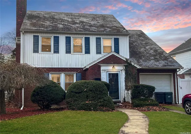1st image of 89 Delaware Ave, Freeport, NY 11520 | MLS# L3450579
