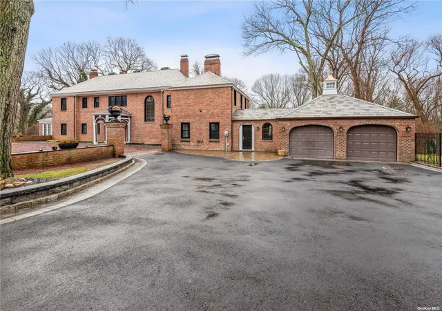 34th image of 12 Hemlock Ct, Oyster Bay, NY 11771 | MLS# L3451475