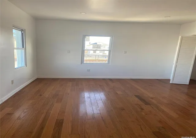 2nd image of 354 Beach 46th St, Far Rockaway, NY 11691 | MLS# L3455506