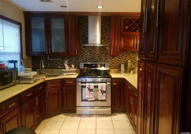 2nd image of 95 11 95th St, Ozone Park, NY 11416 | MLS# L3458671