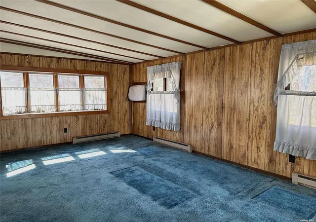 Photo 4 of Condo for sale at 55 Village Cir #1, Manorville, NY 11949 | MLS# L3464553 | Listing updated on 2026-09-28