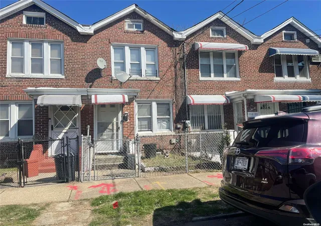 1st image of 114 31 145th St, Jamaica, NY 11436 | MLS# L3465051