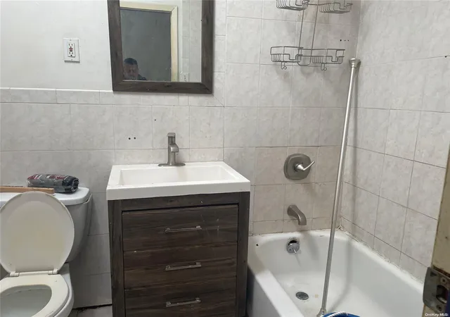 3rd image of 114-31 145Th St, Jamaica, NY 11436 | MLS# L3465051