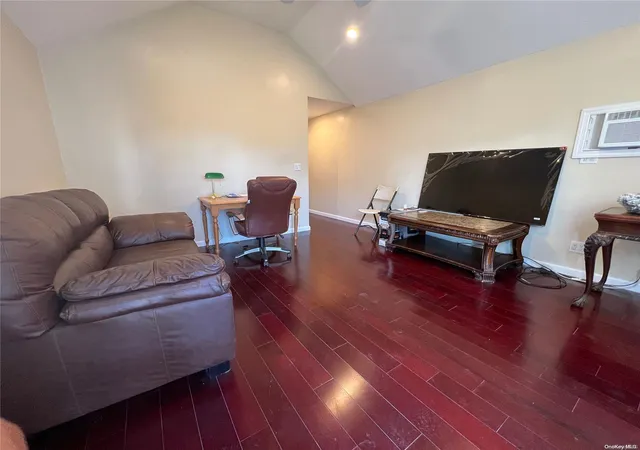 5th image of 99-61 163Rd Rd, Howard Beach, NY 11414 | MLS# L3465831