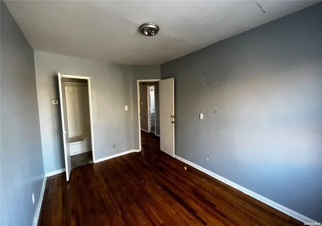 Photo 4 of Sale Pending at 1115 E 102Nd St, Brooklyn, NY 11236 | MLS# L3467596 | Listing updated on 2024-12-04