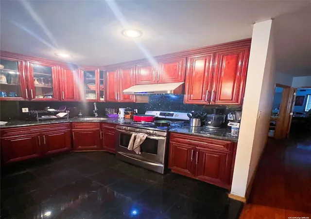 4th image of 59-20 Xenia St, Corona, NY 11368 | MLS# L3468129