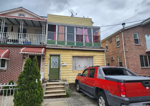 Photo 1 of Sale Pending at 221 E 42 St, Brooklyn, NY 11203 | MLS# L3475864 | Listing updated on 2025-11-20