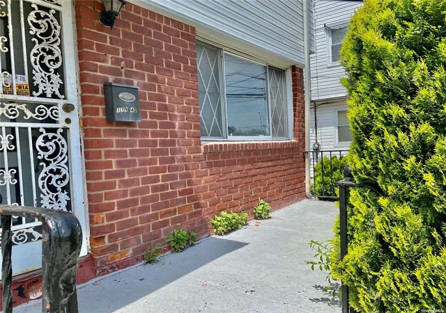 2nd image of 179 47 Zoller Rd, Jamaica, NY 11434 | MLS# L3480123