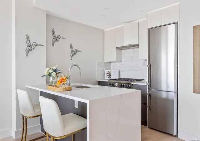 3rd image of 44-15 College Point Blvd #3B, Flushing, NY 11355 | MLS# L3484104