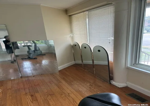 4th image of 508 Monroe St, Cedarhurst, NY 11516 | MLS# L3484432