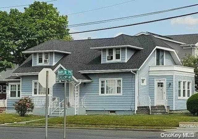 1st image of 131 Gregory Ave, Merrick, NY 11566 | MLS# L3485529