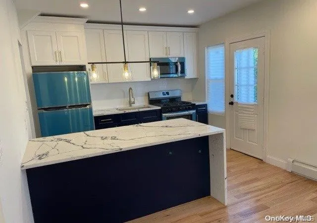 Photo 2 of Sale Pending at 114 40 200th St, Saint Albans, NY 11412 | MLS# L3495557 | Listing updated on 2024-12-11