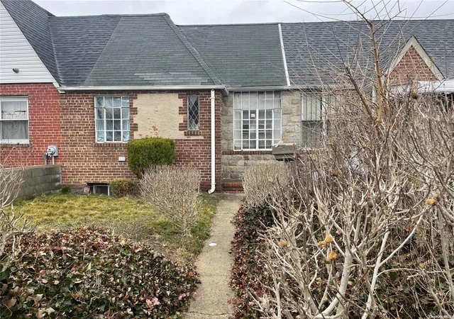 Photo 1 of Sale Pending at 115 12 227th St, Cambria Heights, NY 11411 | MLS# L3496234 | Listing updated on 2024-12-11