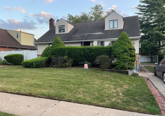 2nd image of (Undisclosed), Hempstead, NY 11003 | MLS# L3497829