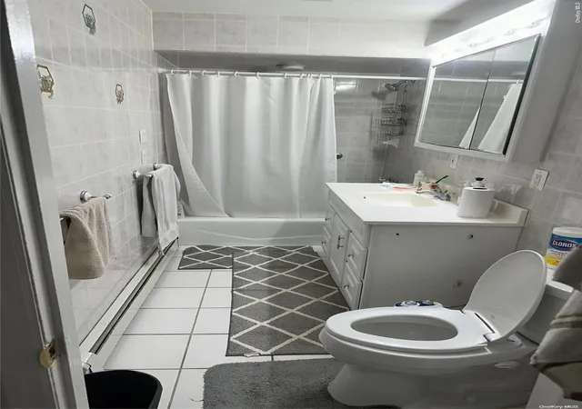 4th image of 43 Crag Ln, Hempstead, NY 11756 | MLS# L3498571