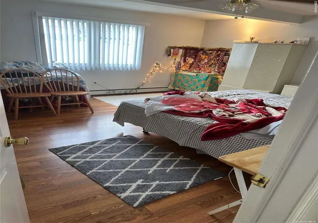 5th image of 43 Crag Ln, Hempstead, NY 11756 | MLS# L3498571