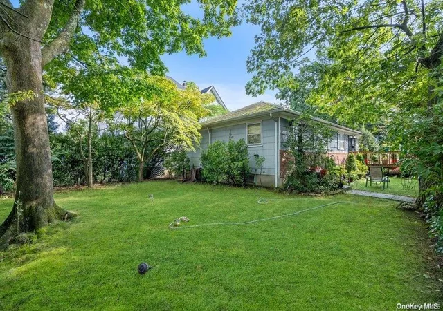 3rd image of 1931 Miller Pl, Merrick, NY 11566 | MLS# L3499286