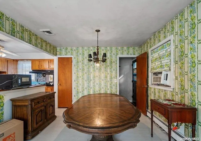 5th image of 1931 Miller Pl, Merrick, NY 11566 | MLS# L3499286