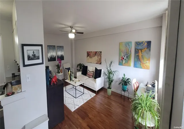 4th image of 55 S Bergin Pl #3F, Hempstead, NY 11520 | MLS# L3502496