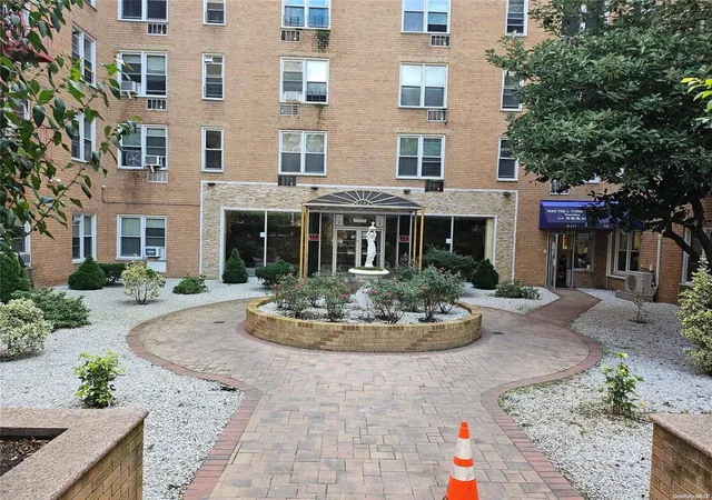 1st image of 42 42 Colden St #622, Flushing, NY 11355 | MLS# L3504118