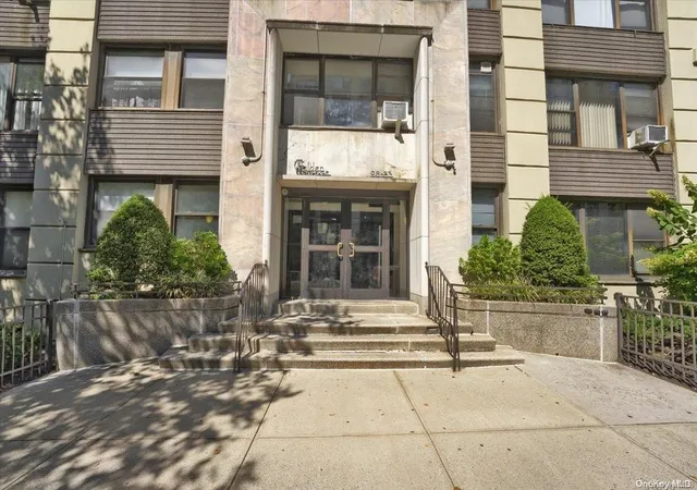 1st image of 98 33 64th Ave #4f, Rego Park, NY 11374 | MLS# L3504965