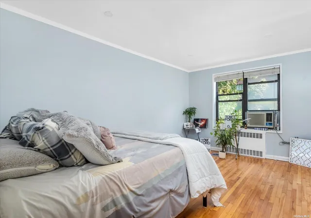 Photo 4 of Sale Pending at 34-20 78Th St #2J, Jackson Heights, NY 11372 | MLS# L3506548 | Listing updated on 2026-09-02