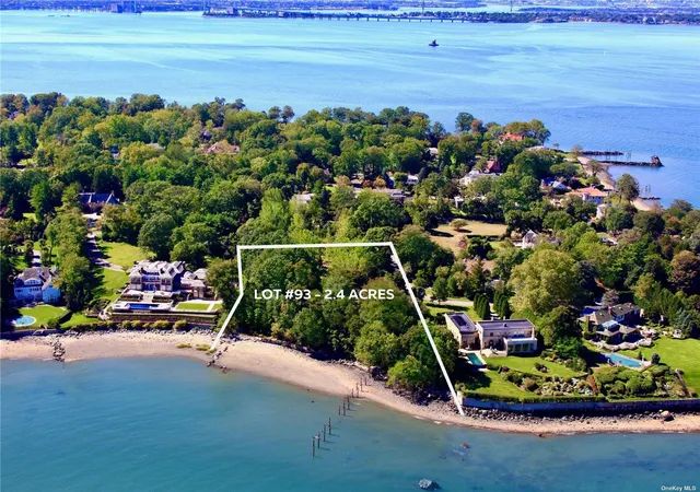 1st image of 91 Gatsby Ln, Great Neck, NY 11024 | MLS# L3507804