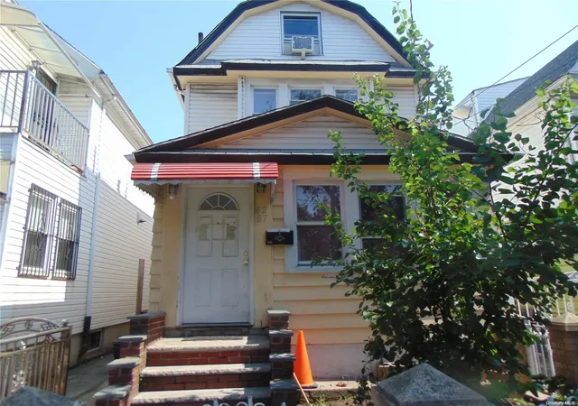 Photo 1 of Sale Pending at 42 87 Hampton St, Elmhurst, NY 11373 | MLS# L3508488 | Listing updated on 2024-12-11
