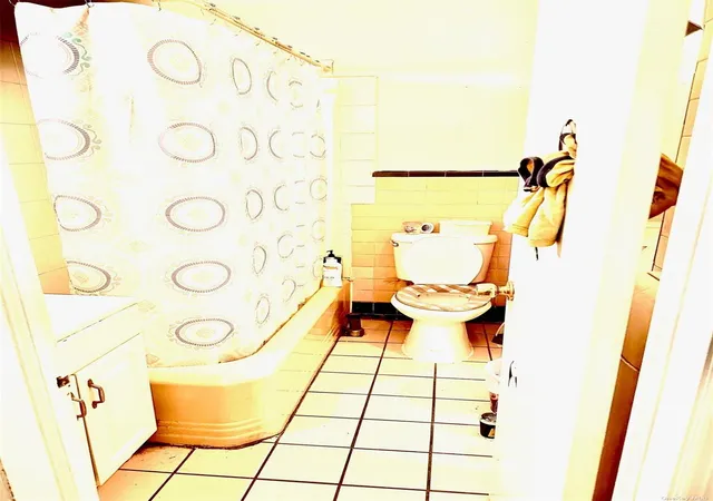 Photo 3 of Single family home for sale at 67-36 Austin St, Forest Hills, NY 11375 | MLS# L3512290 | Listing updated on 2026-08-12