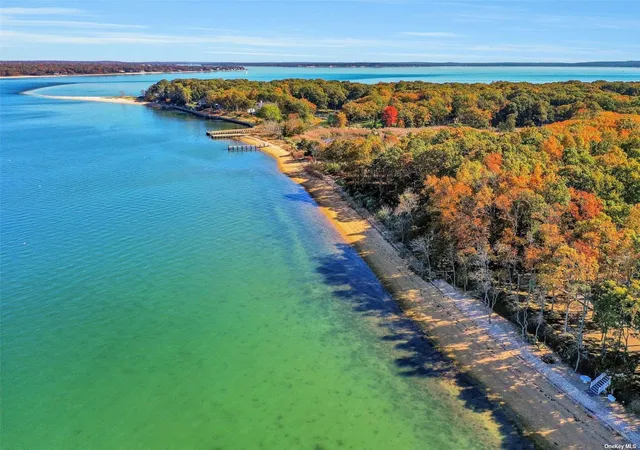 Photo 3 of Sale Pending at 11535 N Bayview Rd, Southold, NY 11971 | MLS# L3514107 | Listing updated on 2026-05-22
