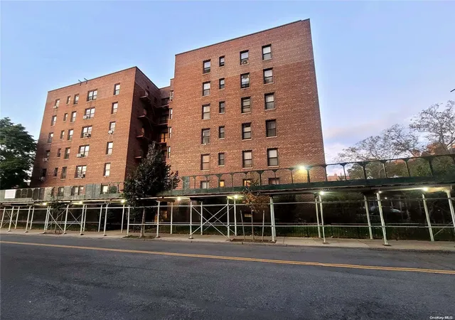 1st image of 8423 Manton St #1D, Jamaica, NY 11435 | MLS# L3515460
