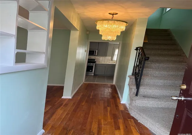 2nd image of 110 40 176 St, Jamaica, NY 11433 | MLS# L3516565