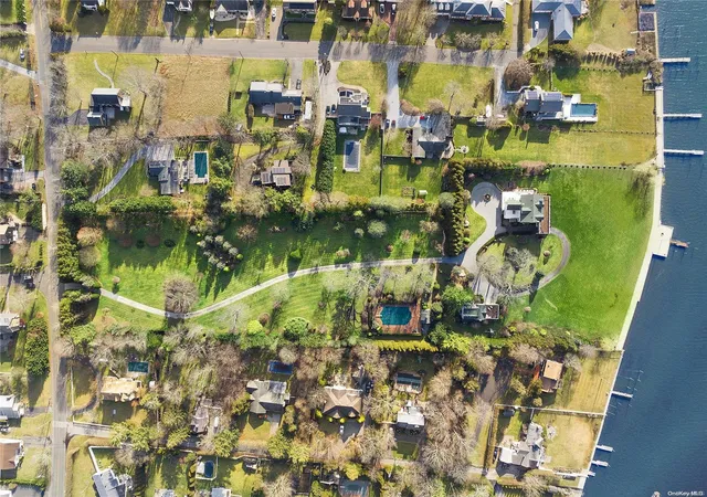 3rd image of 104 Union Ave, Center Moriches, NY 11934 | MLS# L3526074