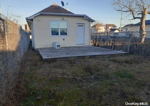 Photo 3 of Sale Pending at 441 Beach 45 St, Far Rockaway, NY 11691 | MLS# L3526396 | Listing updated on 2024-12-12