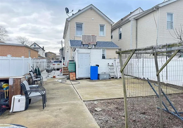 Photo 3 of Sale Pending at 117-68 126Th St, South Ozone Park, NY 11420 | MLS# L3527455 | Listing updated on 2024-12-04
