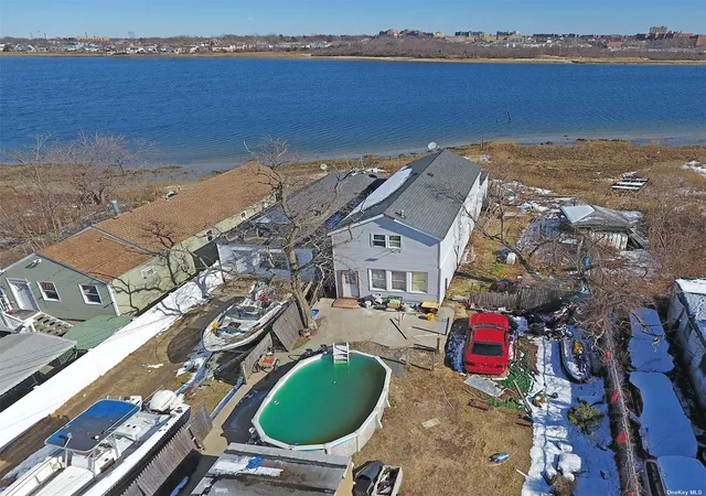 Photo 1 of Sale Pending at 538 Beach 43rd St, New York, NY 11691 | MLS# L3532730 | Listing updated on 2026-07-30